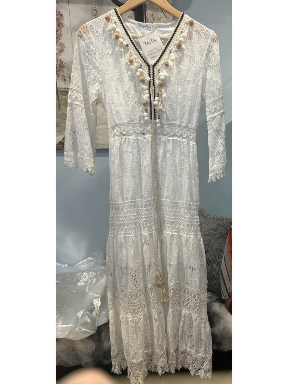 Bing Bing | Small | White Boho Maxi Pom Pom Tassels Lace Details Lace | NWT